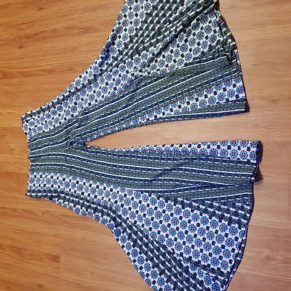 Floral green wide leg pants